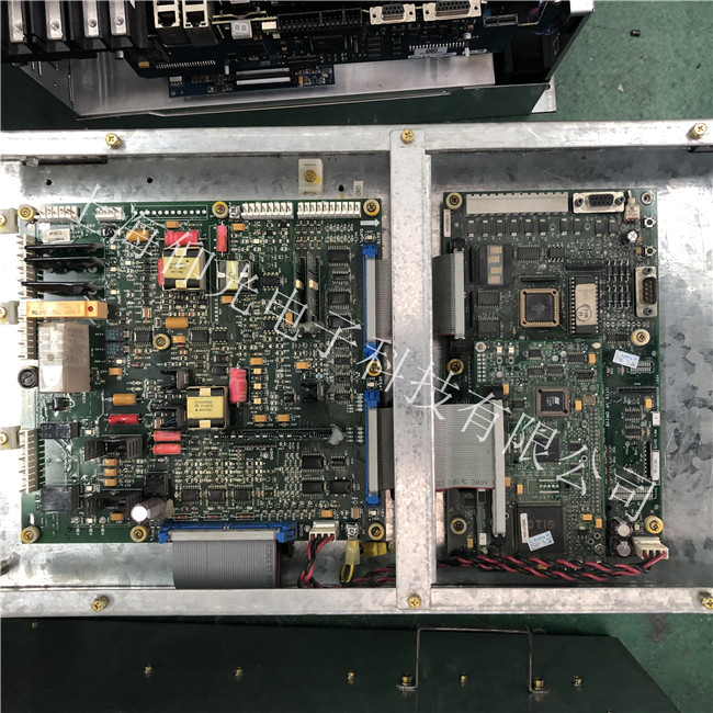 倍福AX5101驱动器内部烧坏维修 倍福AX5101驱动器内部烧坏 维修可以良好的动态特性,但其性不