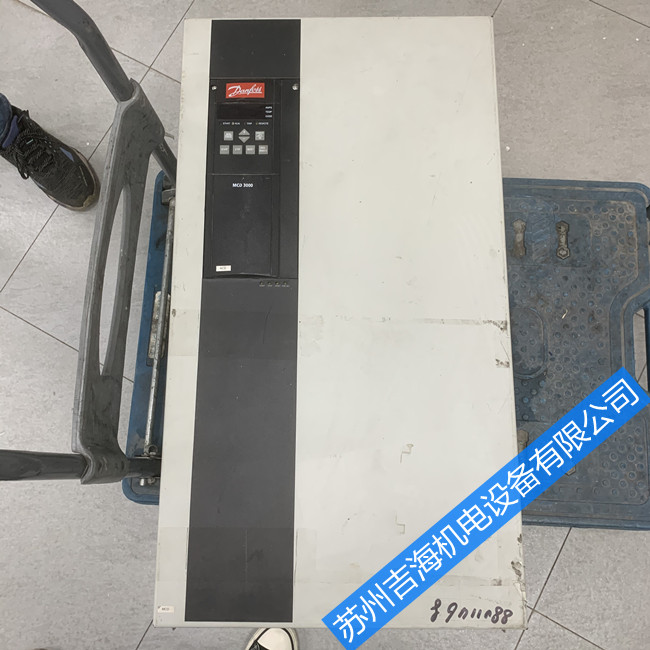丹佛斯变频器报警err31电机缺V相维修