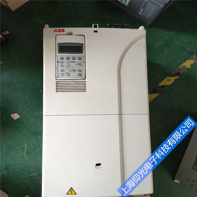 ABB变频器维修上电后控制盘上显示:ACS800TEMP(4210)