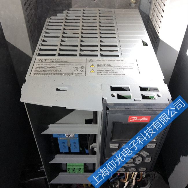 丹佛斯VLT6000变频器“alarm 8”低压报警维修
