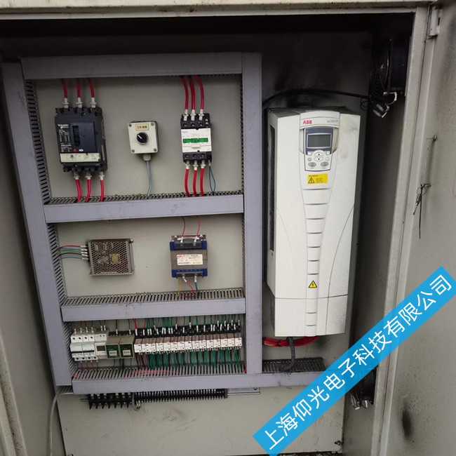 ABB变频器ACS510/550面板拷贝参数及修改语言的方法