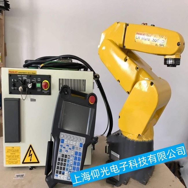 佛山发那科机器人M-710iC-12L机械手显示器出现花屏故障维修售后点
