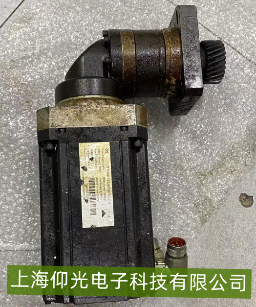 �������ŷ����λ�ò�׼զά�ޣ�ʵ�÷������ղأ�